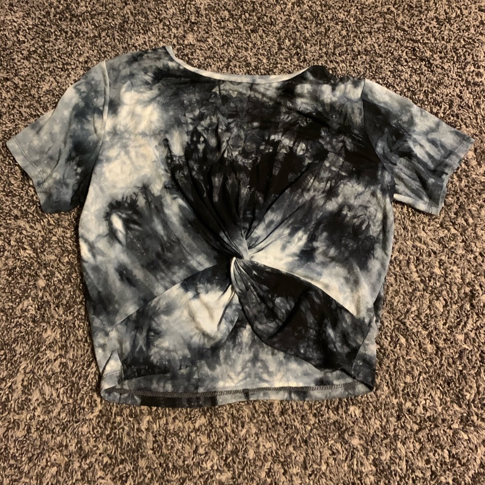Black and gray shirt